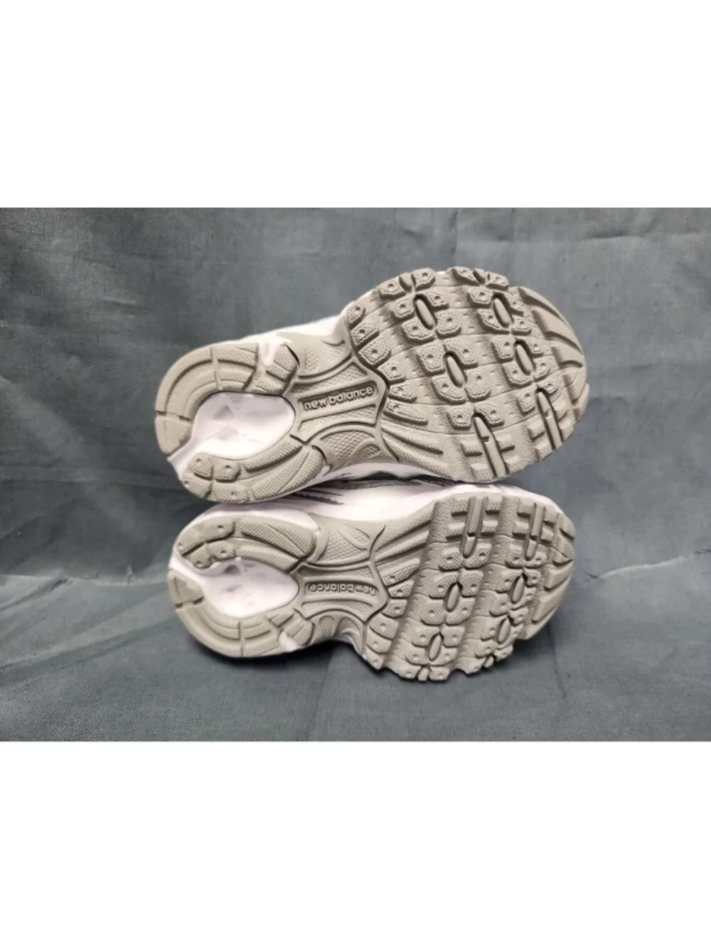 New Balance Toddlers 740 Bungee Lace Sneakers IZ740WM White Size 10 NEW NO BOX!